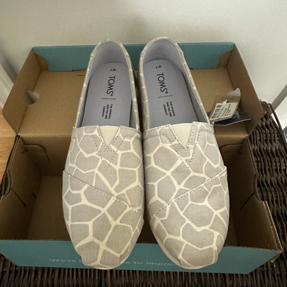 TOMS Beige Giraffe Print Slip-On Shoes